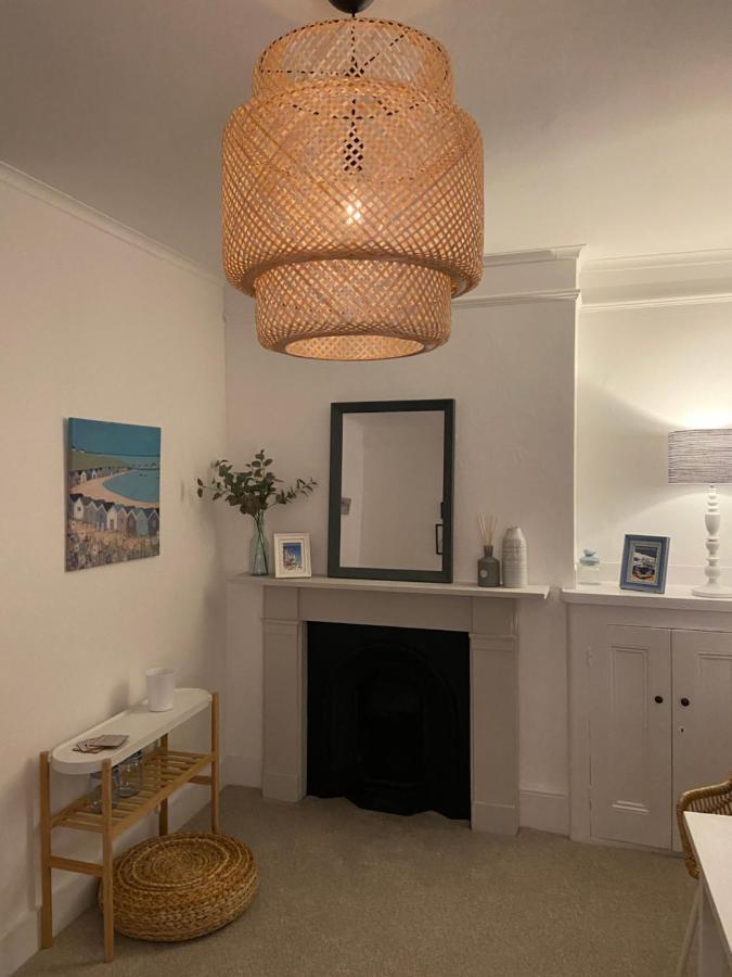 Centrally Located, Comfortable Apartment Near Station, Beach And North Laines Hove Exterior foto