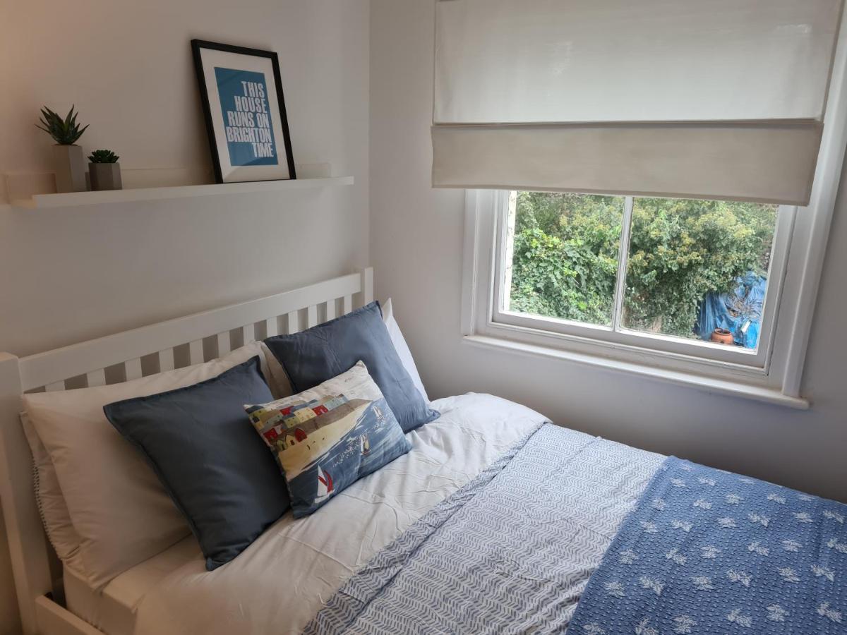 Centrally Located, Comfortable Apartment Near Station, Beach And North Laines Hove Exterior foto
