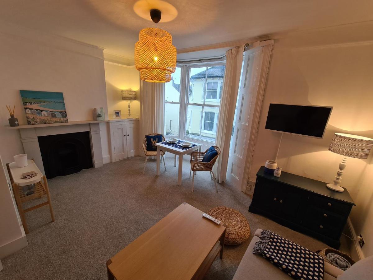 Centrally Located, Comfortable Apartment Near Station, Beach And North Laines Hove Exterior foto