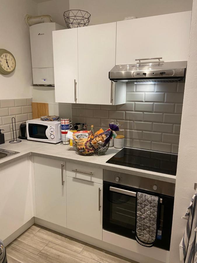 Centrally Located, Comfortable Apartment Near Station, Beach And North Laines Hove Exterior foto