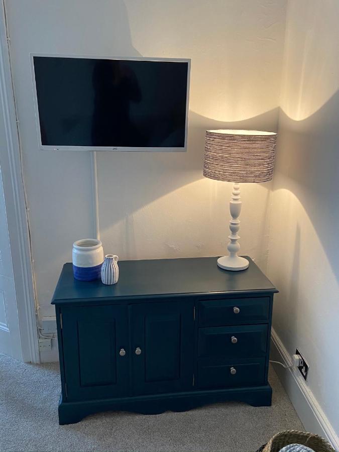 Centrally Located, Comfortable Apartment Near Station, Beach And North Laines Hove Exterior foto