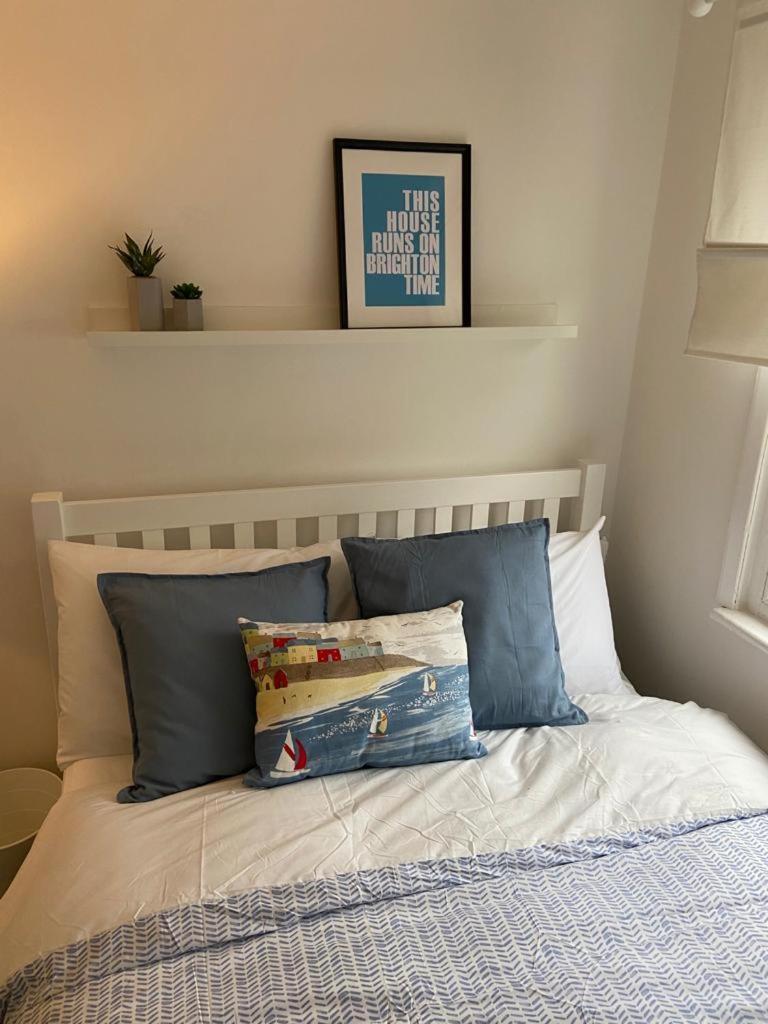 Centrally Located, Comfortable Apartment Near Station, Beach And North Laines Hove Zimmer foto