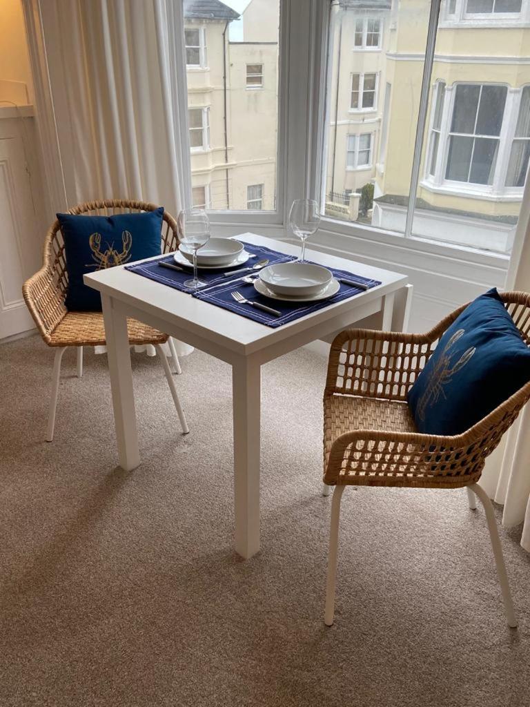 Centrally Located, Comfortable Apartment Near Station, Beach And North Laines Hove Zimmer foto